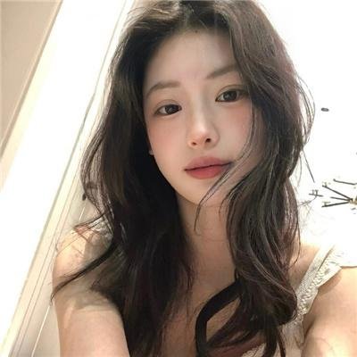 我的天才女友第一季海报